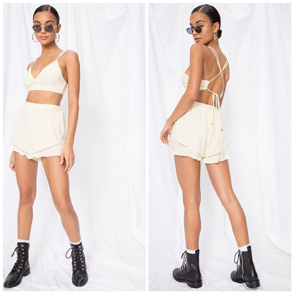 ✨Revolve tabitha ruffle shorts✨